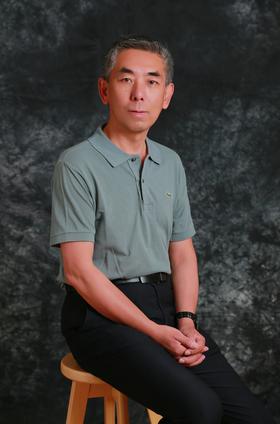 现任馆长